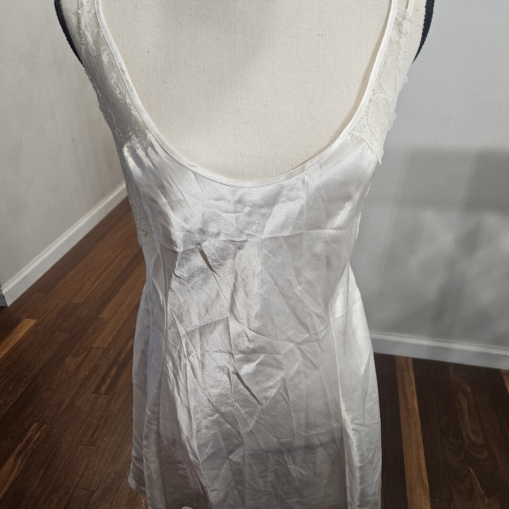 Victoria's Secret Vintage White Slip Nightie Lingerie Lace Sz L